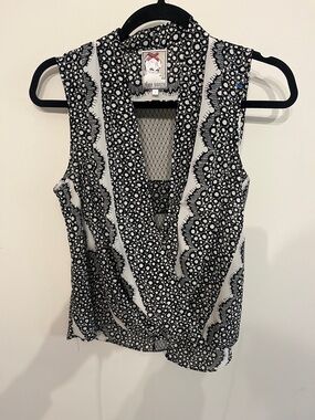 Yoana Baraschi Black & White Printed Lace-Effect V-Neck Camisole